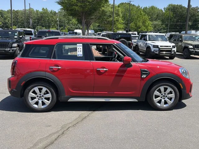 Used 2024 Red MINI Base image 14