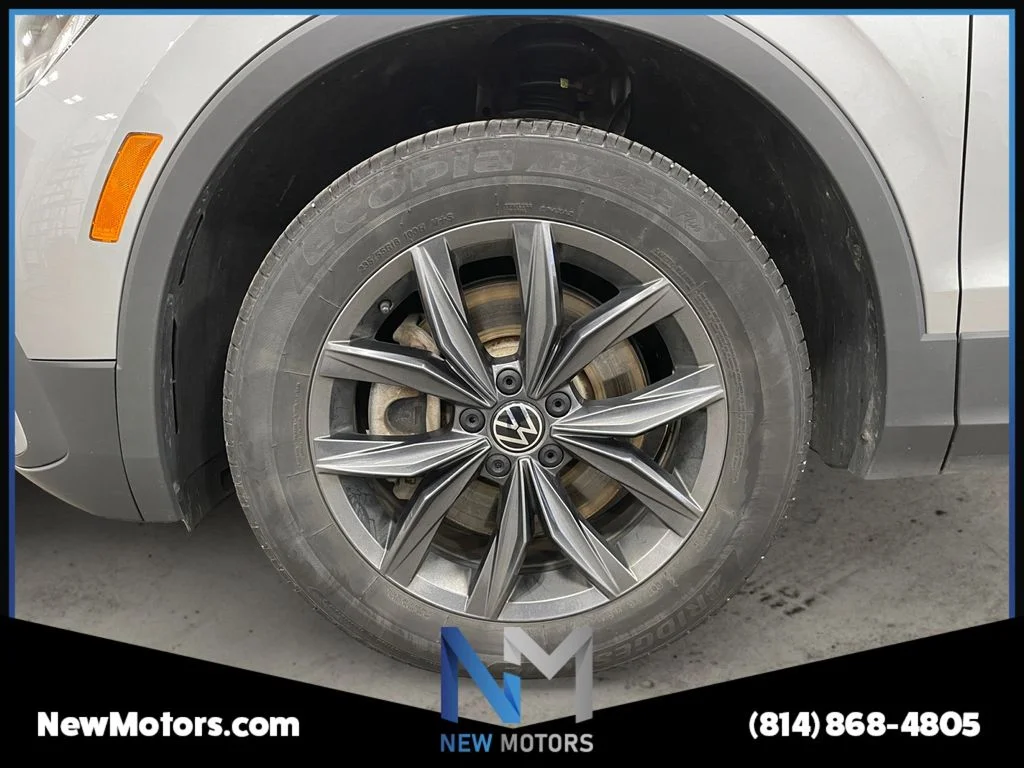 Used 2023 Pyrite Silver Metallic Volkswagen 2.0T SE image 14