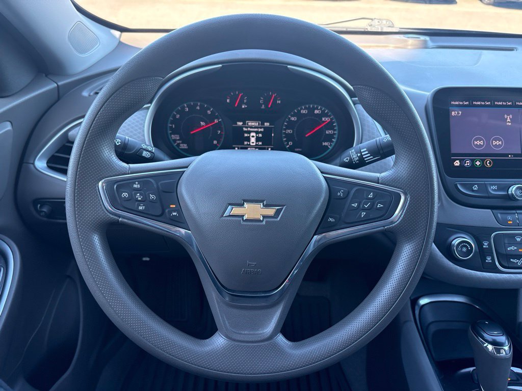 Used 2020 Shadow Gray Metallic Chevrolet LS image 17
