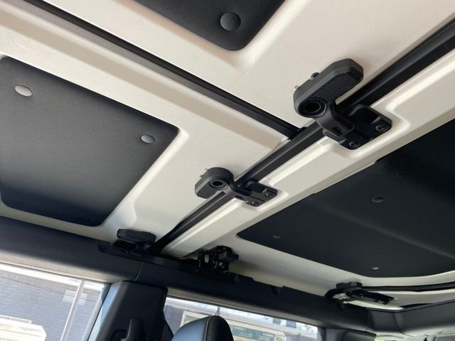 New 2025 Azure Gray Metallic Tri-Coat Ford Badlands® image 41