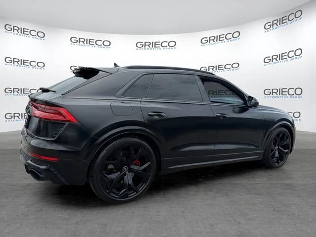 Used 2021 Night Black Audi 4.0T image 13