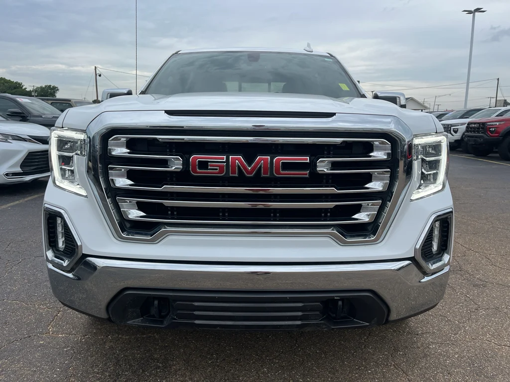Used 2021 GMC Sierra 1500 SLT with VIN 3GTU9DEL5MG478918 for sale in Little Rock