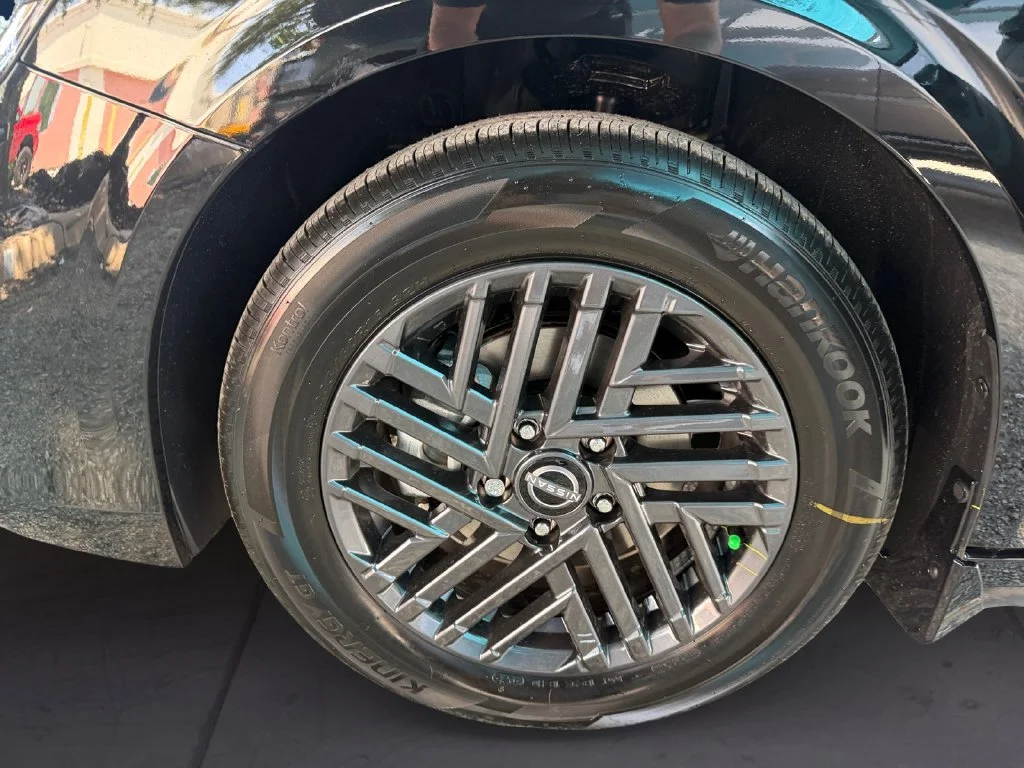 New 2027 Black Nissan SV image 9
