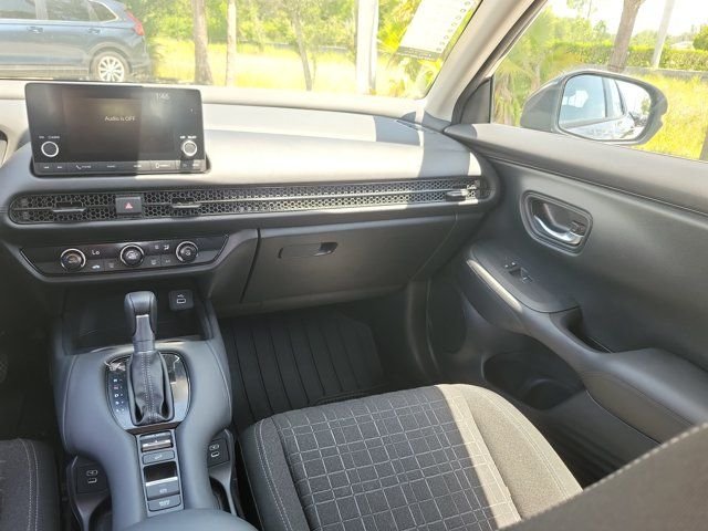 Used 2024 Urban Gray Pearl Honda LX image 19