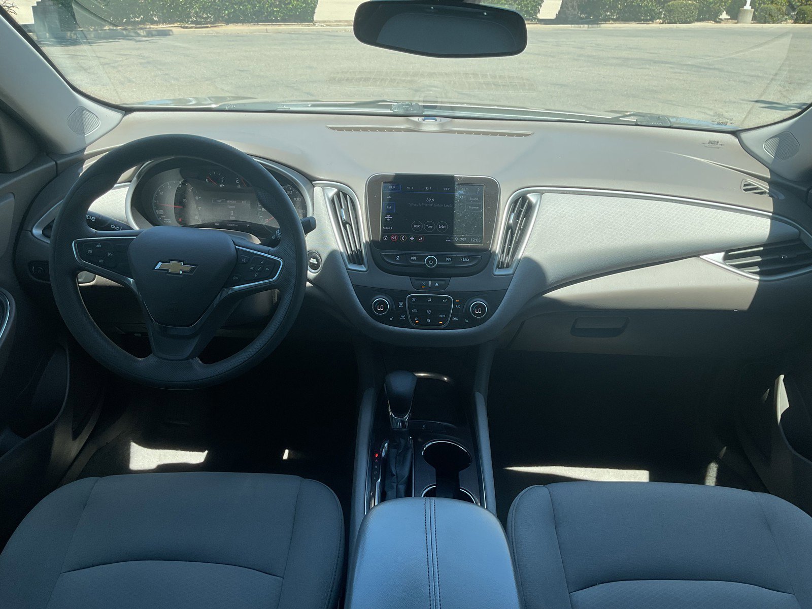Used 2022 Mineral Gray Metallic Chevrolet LT image 17