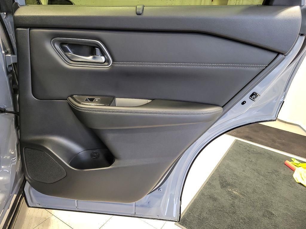 Used 2024 Boulder Gray Nissan Platinum image 21