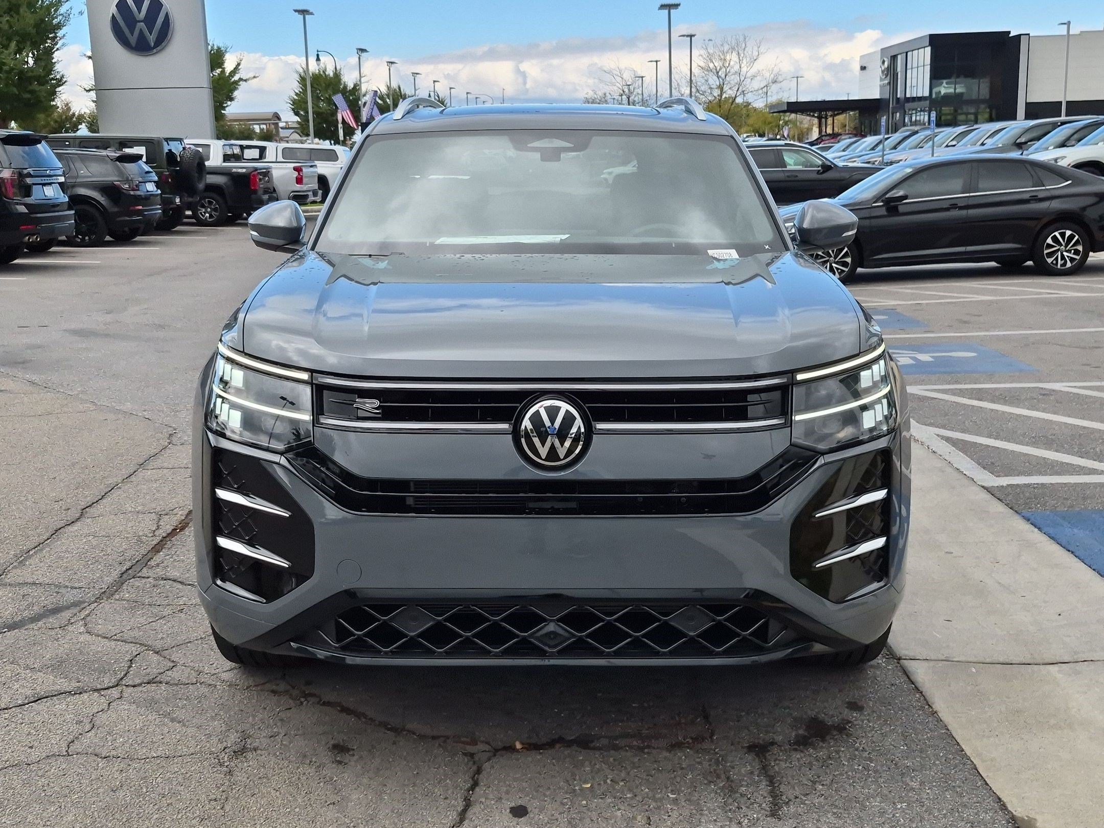 New 2027 Pure Gray Volkswagen SEL Premium R-Line image 9