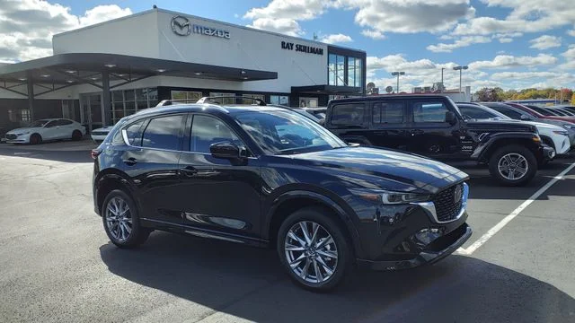 2025 Mazda CX-5 S Premium Plus package Auto AWD's photo