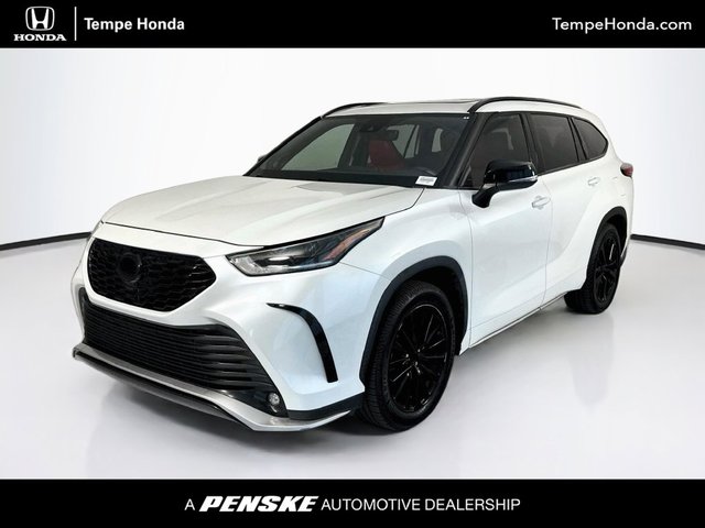 Pre-Owned 2022 Toyota Highlander XSE 4D Sport Utility in Tempe