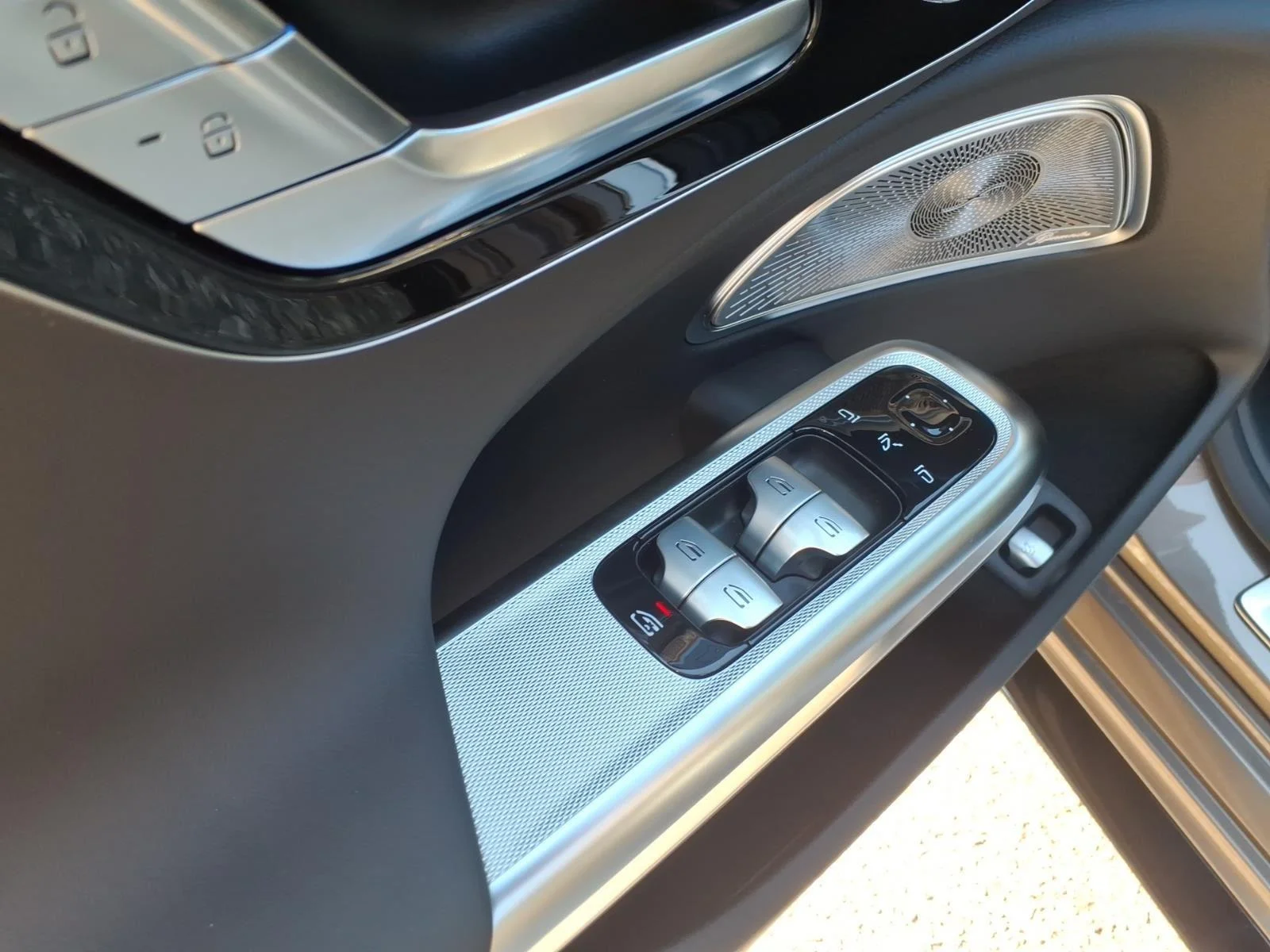 New 2026 Sonoran Brown Metallic Mercedes-Benz AMG® E 53 E image 24