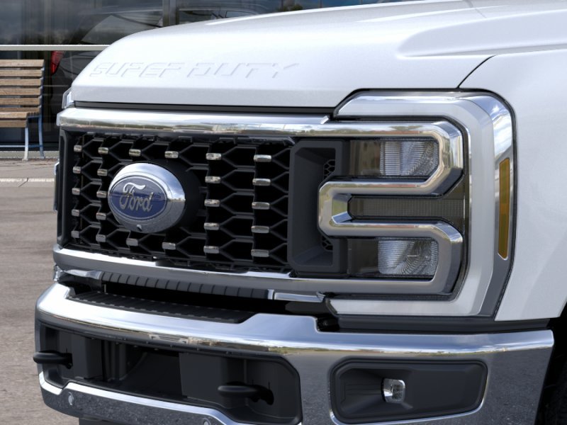 New 2026 Star White Metallic Tri-Coat Ford LARIAT image 17