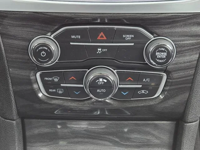 Used 2022 Black Chrysler Touring image 14