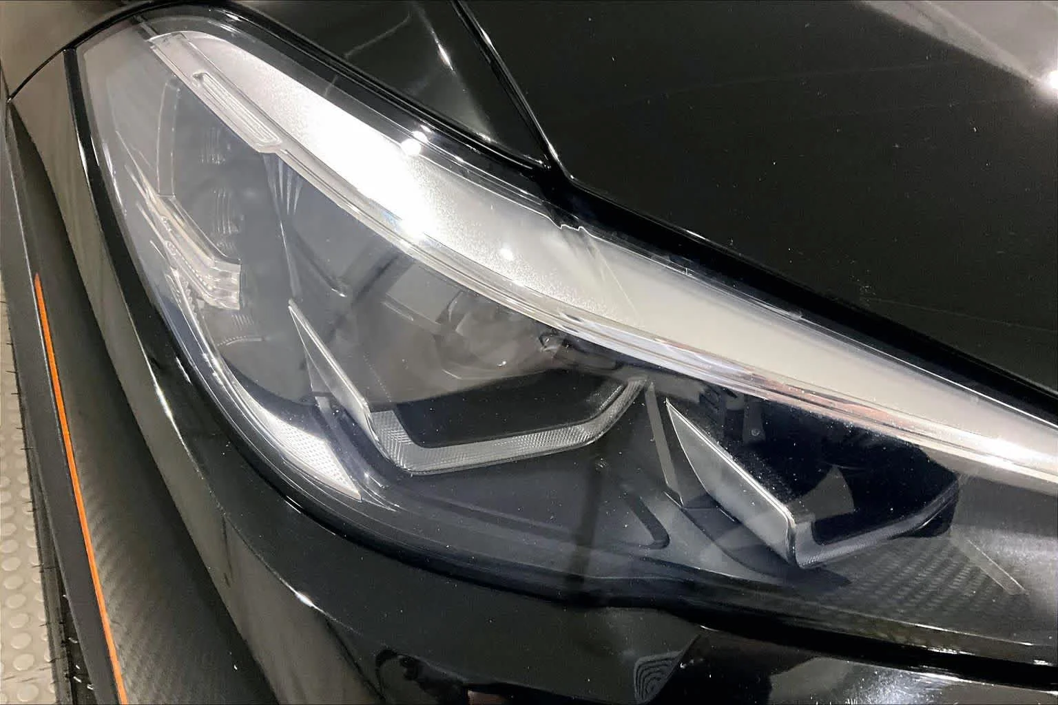 Certified Used 2019 Jet Black BMW xDrive40i image 51