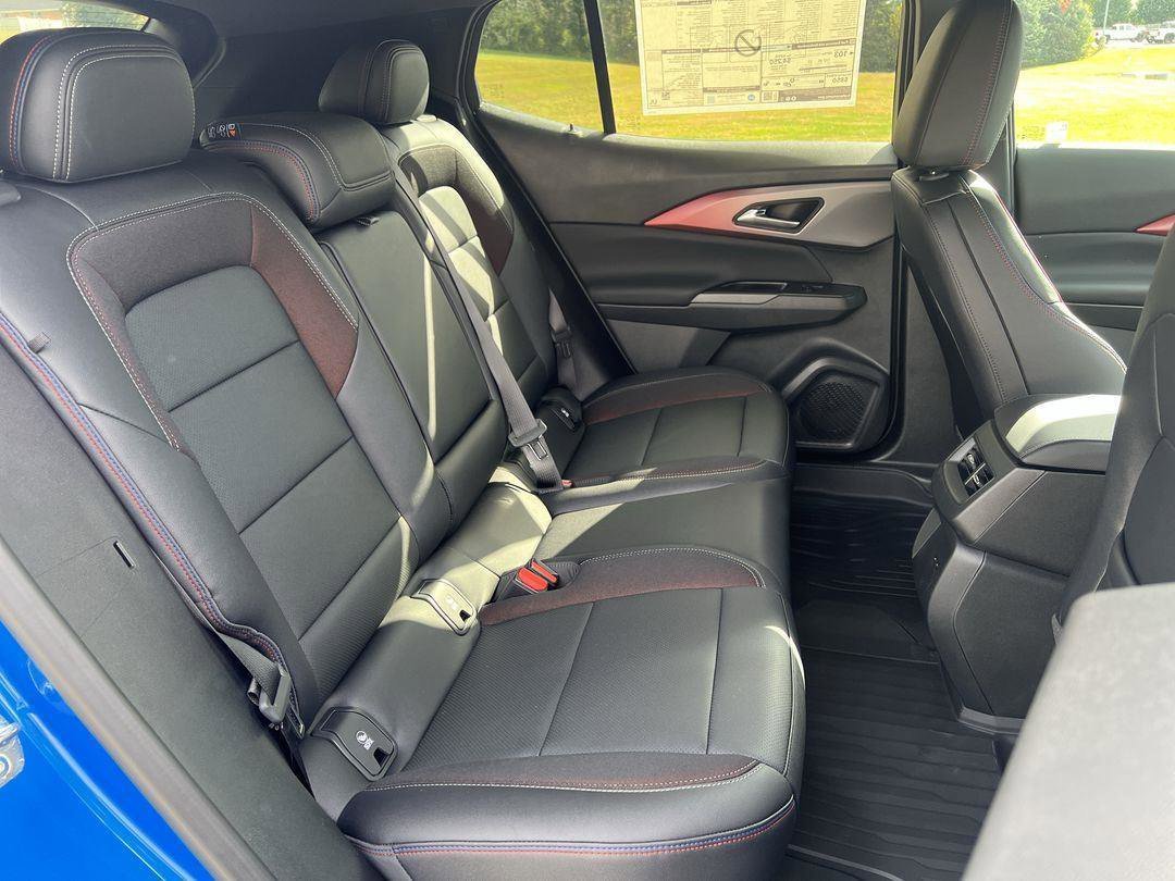 2026 Chevrolet Equinox EV RS - Photo 23