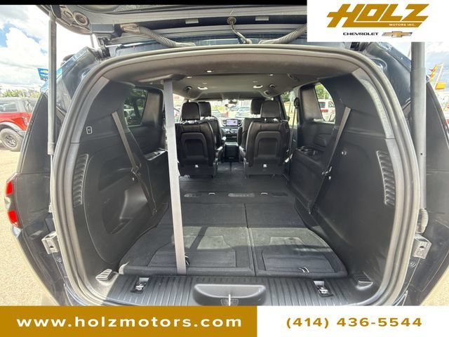 Used 2024 Blue Chrysler Touring L image 25