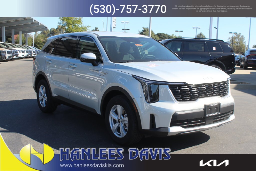 New 2026 Ivory Silver Kia LX image 5