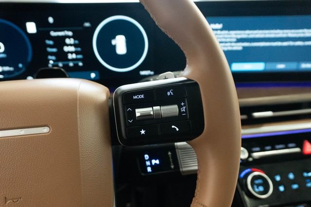 2025 Hyundai Santa Fe Limited - Photo 15
