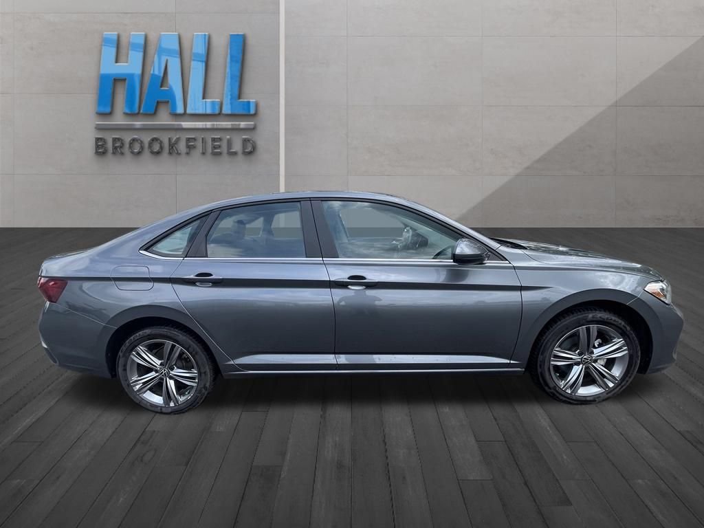 Used 2023 Gray Volkswagen 1.5T SE image 6