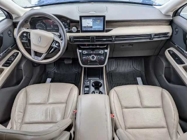 Used 2020 Blue Lincoln Reserve image 14