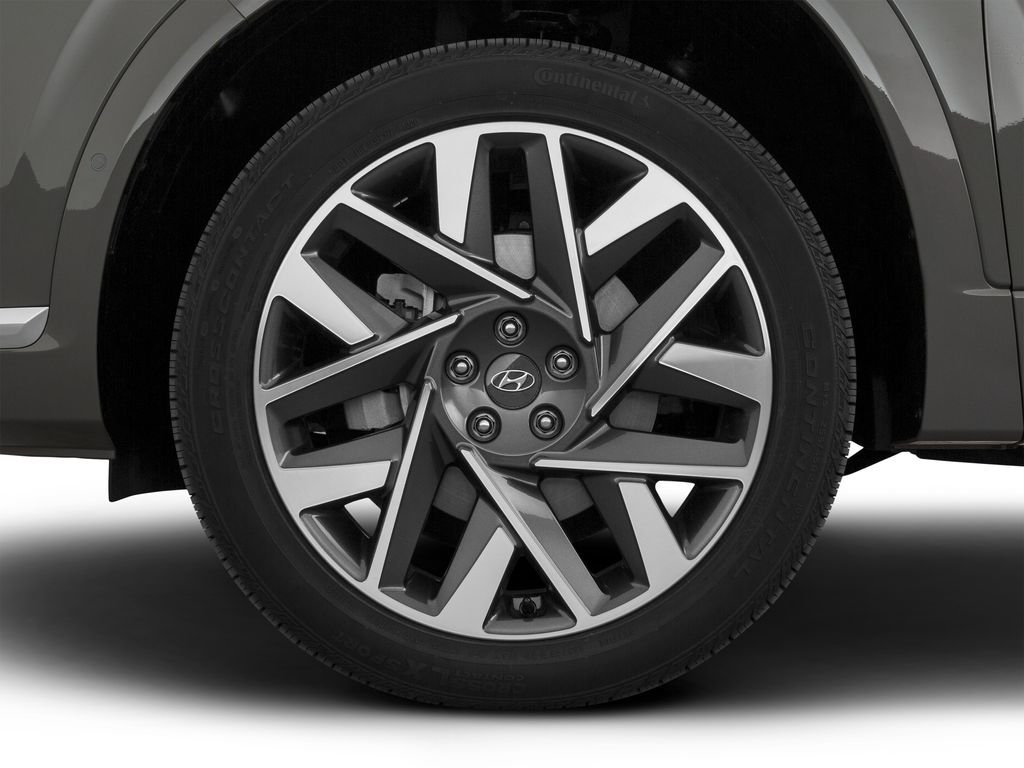 Used 2021 Gray Hyundai SE image 51