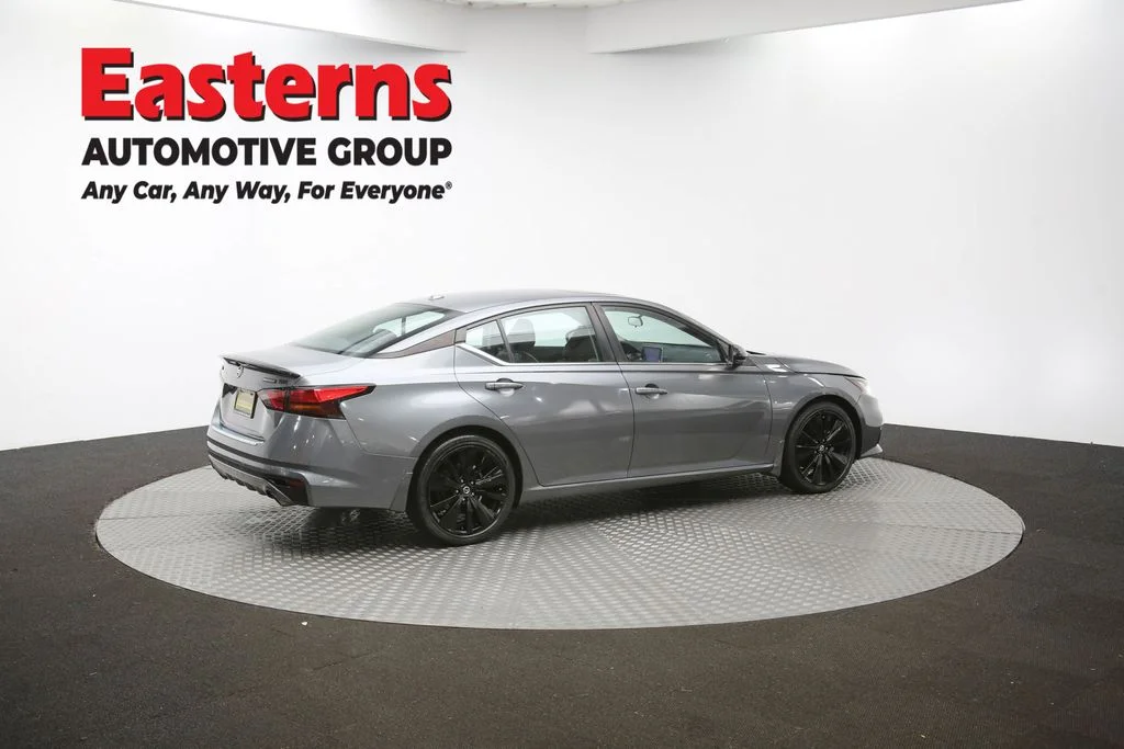 Used 2022 Gray Nissan 2.5 SR image 40