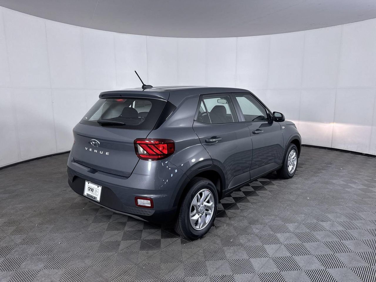 New 2026 Ecotronic Gray Hyundai SE image 5