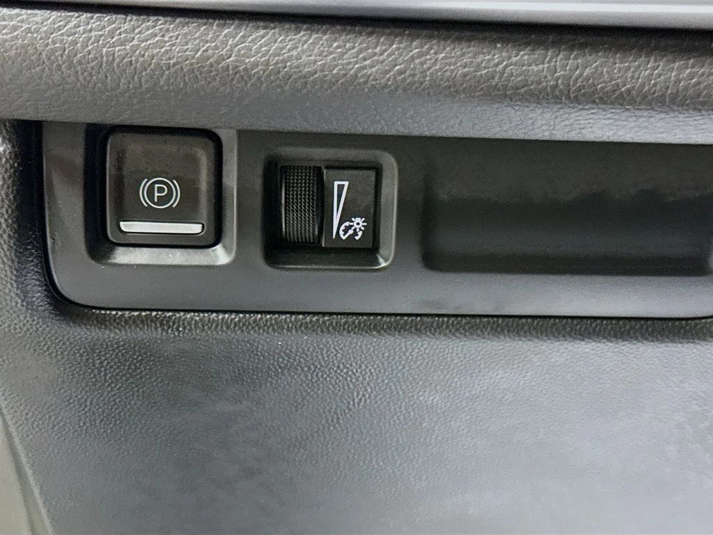 Used 2024 Silver Cadillac Sport image 10