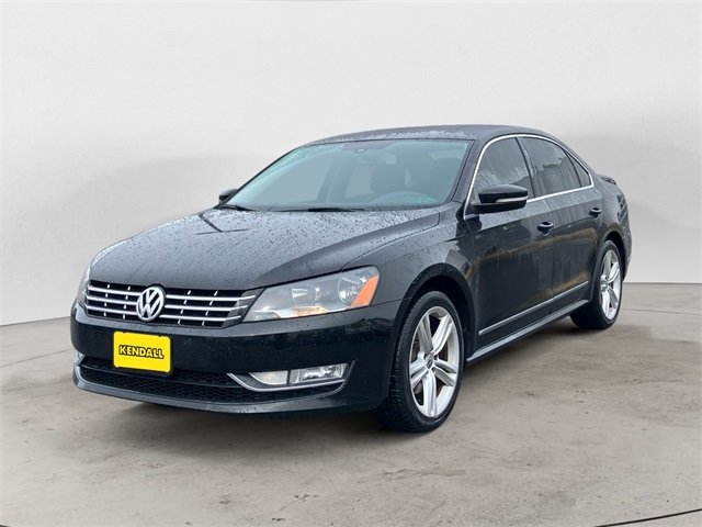 Used 2014 Volkswagen Passat SEL Premium with VIN 1VWCN7A38EC112063 for sale in Bend, OR