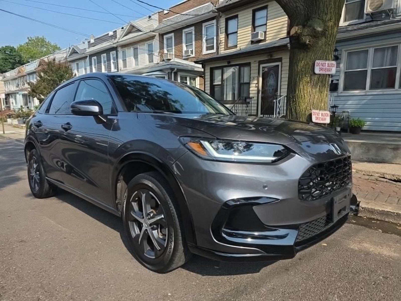 Certified Used 2024 Modern Steel Metallic Honda EX-L image 3