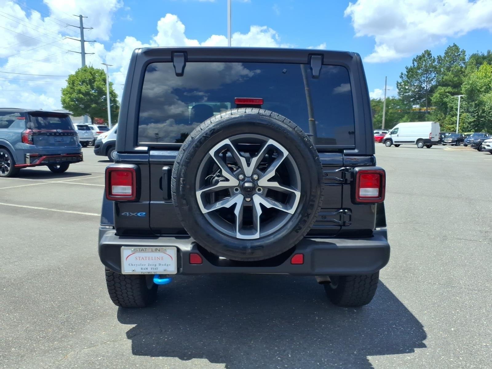 Used 2024 Black Clearcoat Jeep Sport S image 17