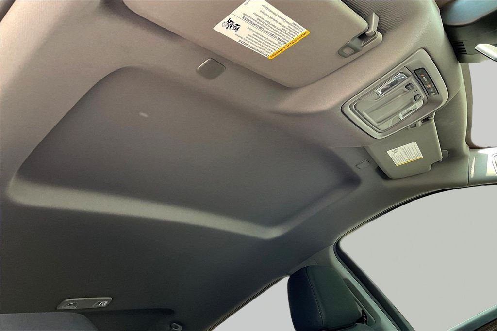 Used 2026 White Chevrolet LT Trail Boss image 31