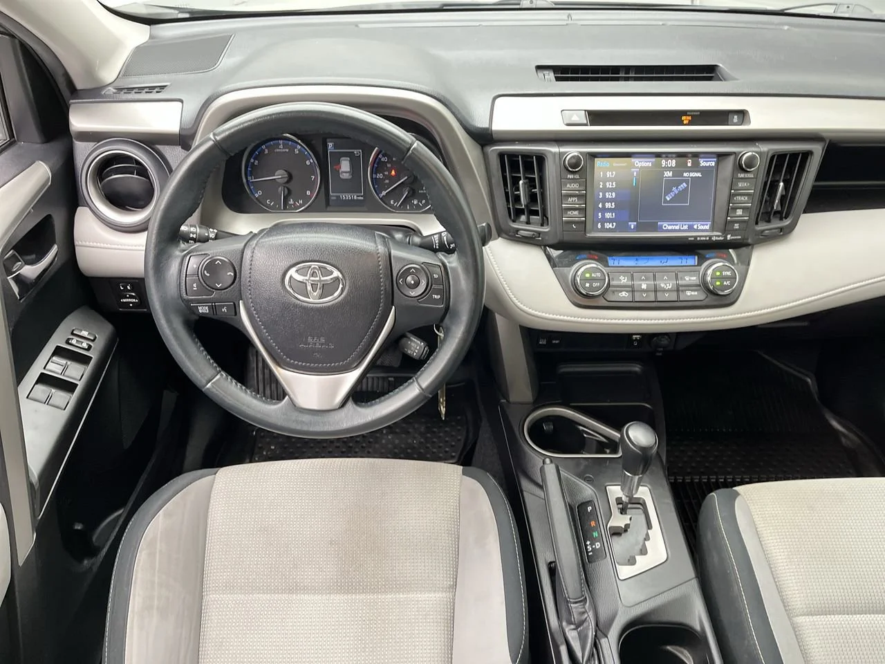 Used 2016 Gray Toyota XLE image 13