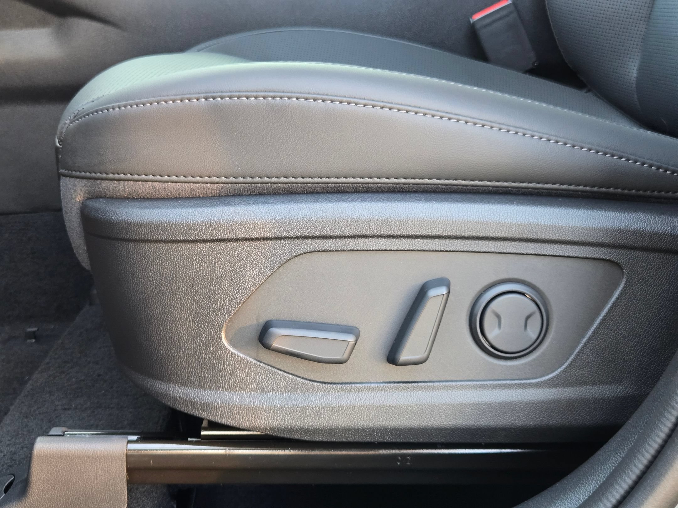 New 2026 Ebony Black Kia X-Line EX image 18