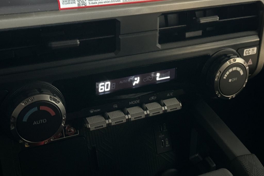 2025 Toyota Tacoma SR5 - Photo 16