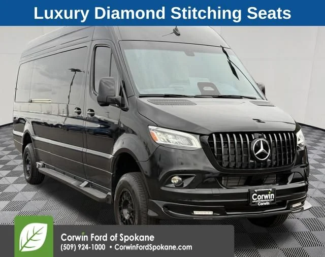 Used 2025 Obsidian Black Metallic Mercedes-Benz Cargo 170 WB image 5