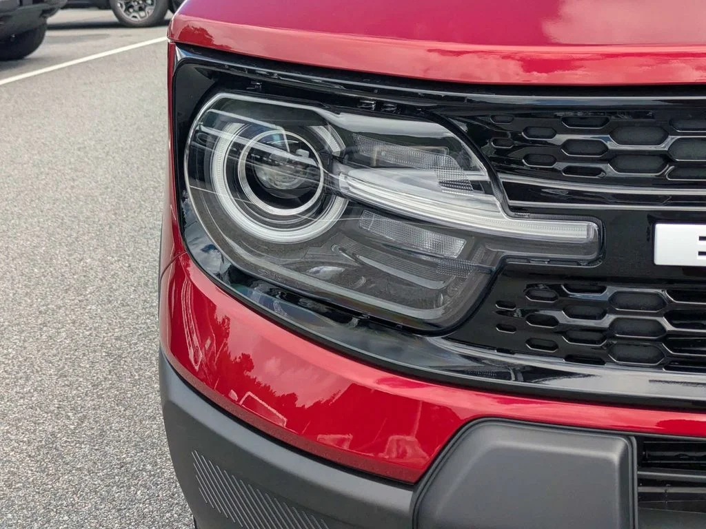 New 2026 Ruby Red Metallic Tinted Clearcoat Ford Outer Banks image 10