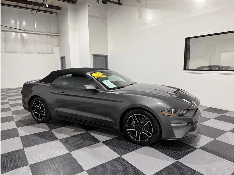2023 Ford Mustang EcoBoost Premium Convertible's photo