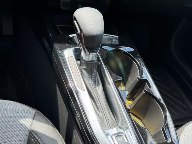 Used 2024 White Chevrolet LT image 24