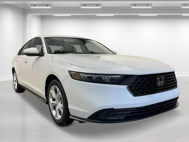 New 2026 Platinum White Pearl Honda LX image 9