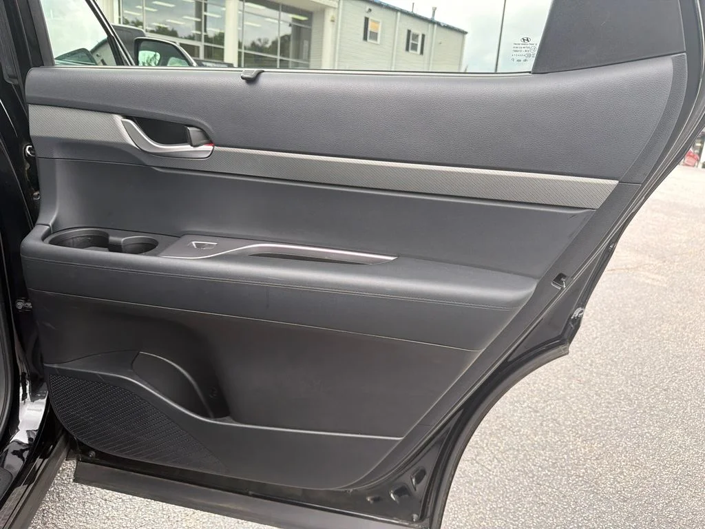 Used 2024 Black Hyundai XRT image 16