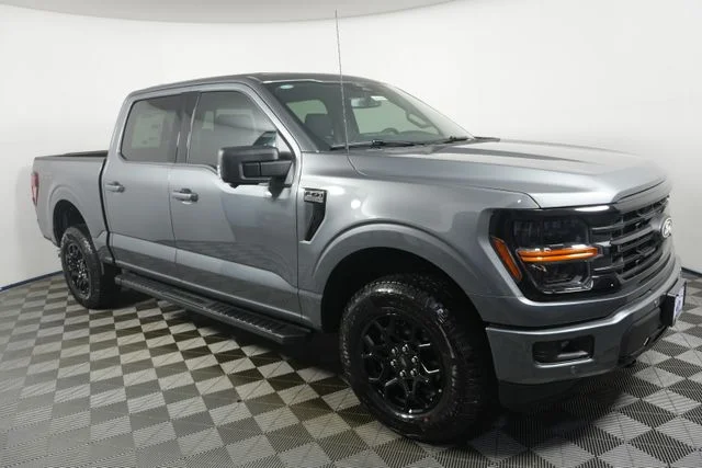 New 2026 Carbonized Gray Metallic Ford XLT image 1