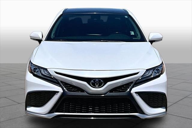 Certified Used 2023 WIND CHILL PEARL* Toyota  image 4