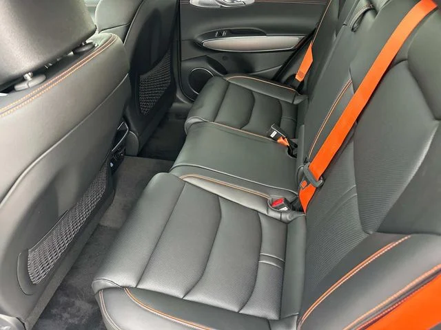 2026 GENESIS GV70 Sport Advanced - Photo 10