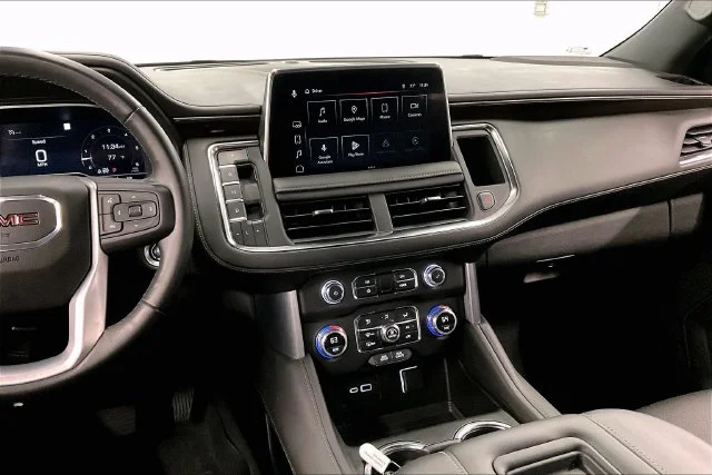 Used 2022 Summit White GMC SLE image 7