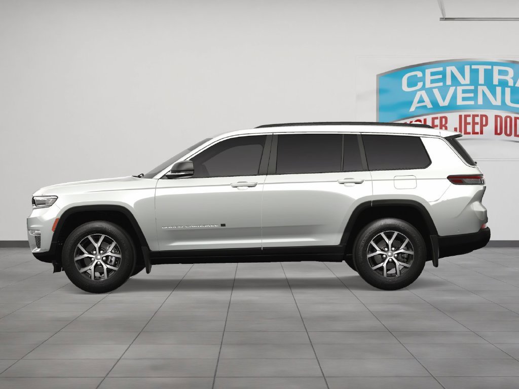 Used 2025 White Jeep Limited image 2