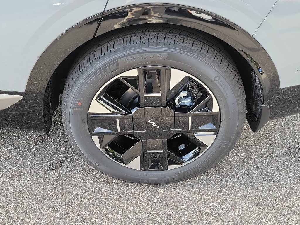New 2027 Wolf Gray Kia SX Prestige image 39
