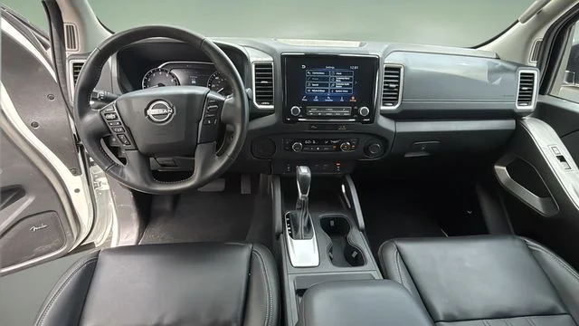 Used 2024 White Nissan SL image 17