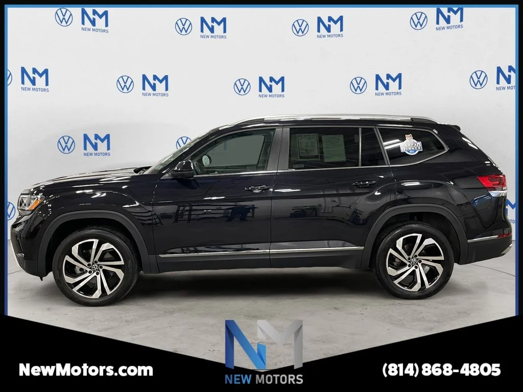 Used 2023 Deep Black Pearl Effect Volkswagen 2.0T SEL image 2