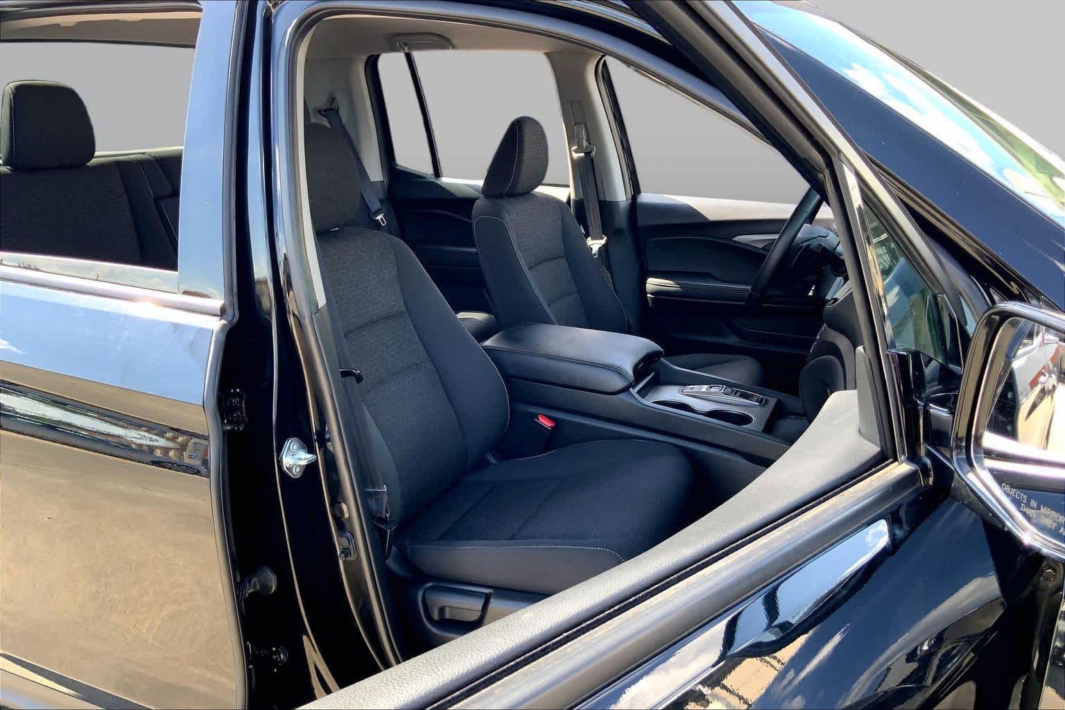 Used 2025 Crystal Black Pearl Honda Sport+ image 9