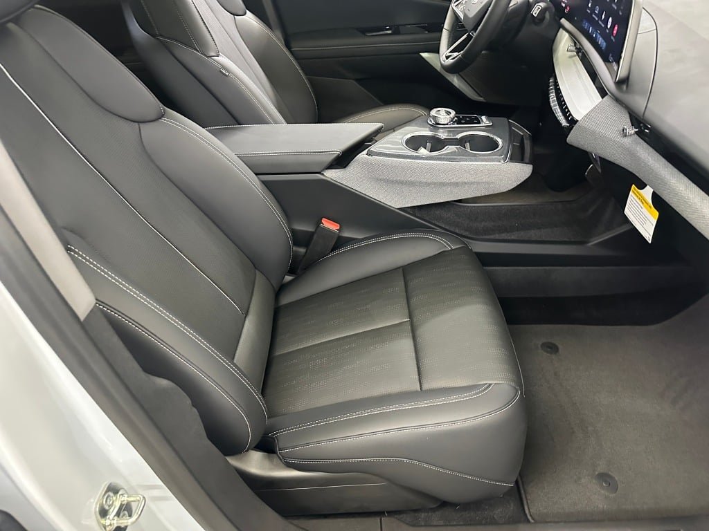 2027 Cadillac OPTIQ Premium Sport - Photo 33